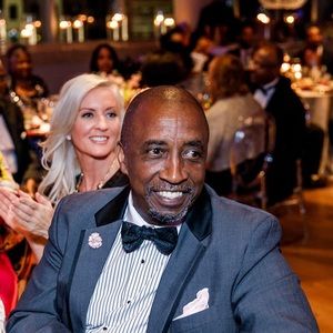 Meet your Posher, Ronnie